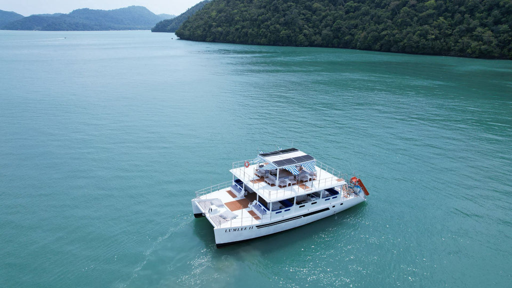 Lumlee 2 Sunset Cruise - Sharing Yacht Charter (4 Hours)
