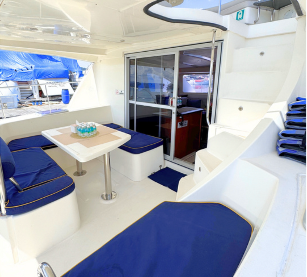 Ocean Bliss – Luxurious Private Catamaran Cruise (4 Hours)