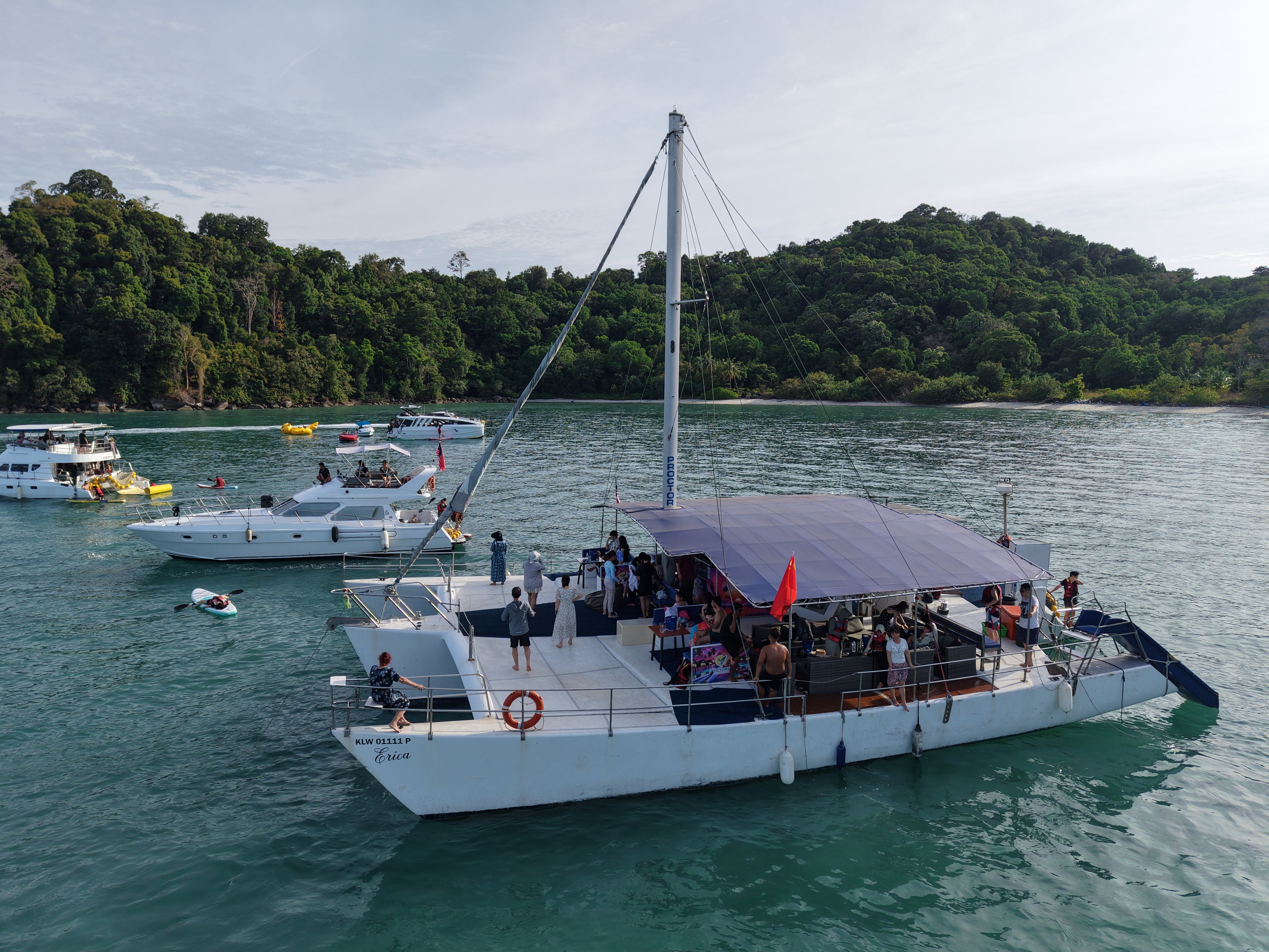 Erica Private Yacht Charter – Grand Luxury Party Cruise Experience (4 Hours)
