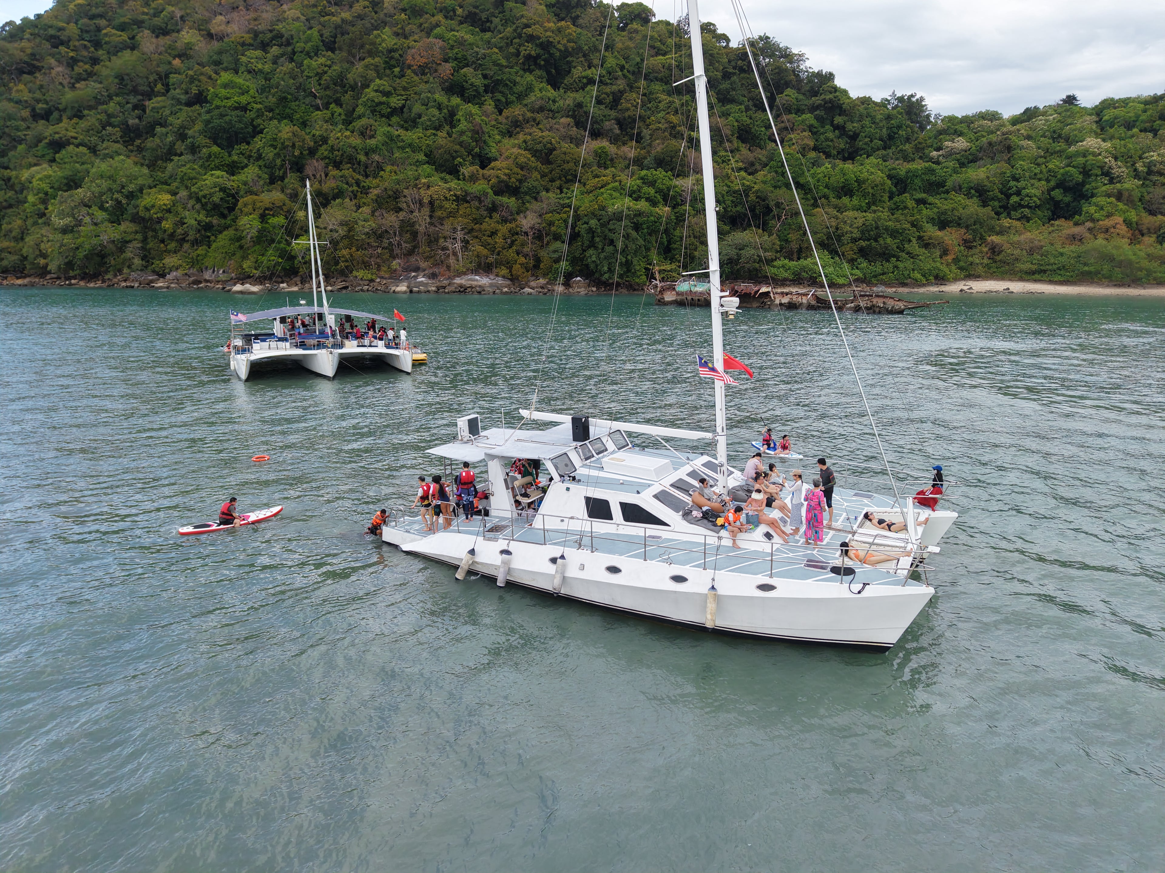 Free Soul Private Yacht Charter – Premium Luxury Cruise Experience (4 Hours)