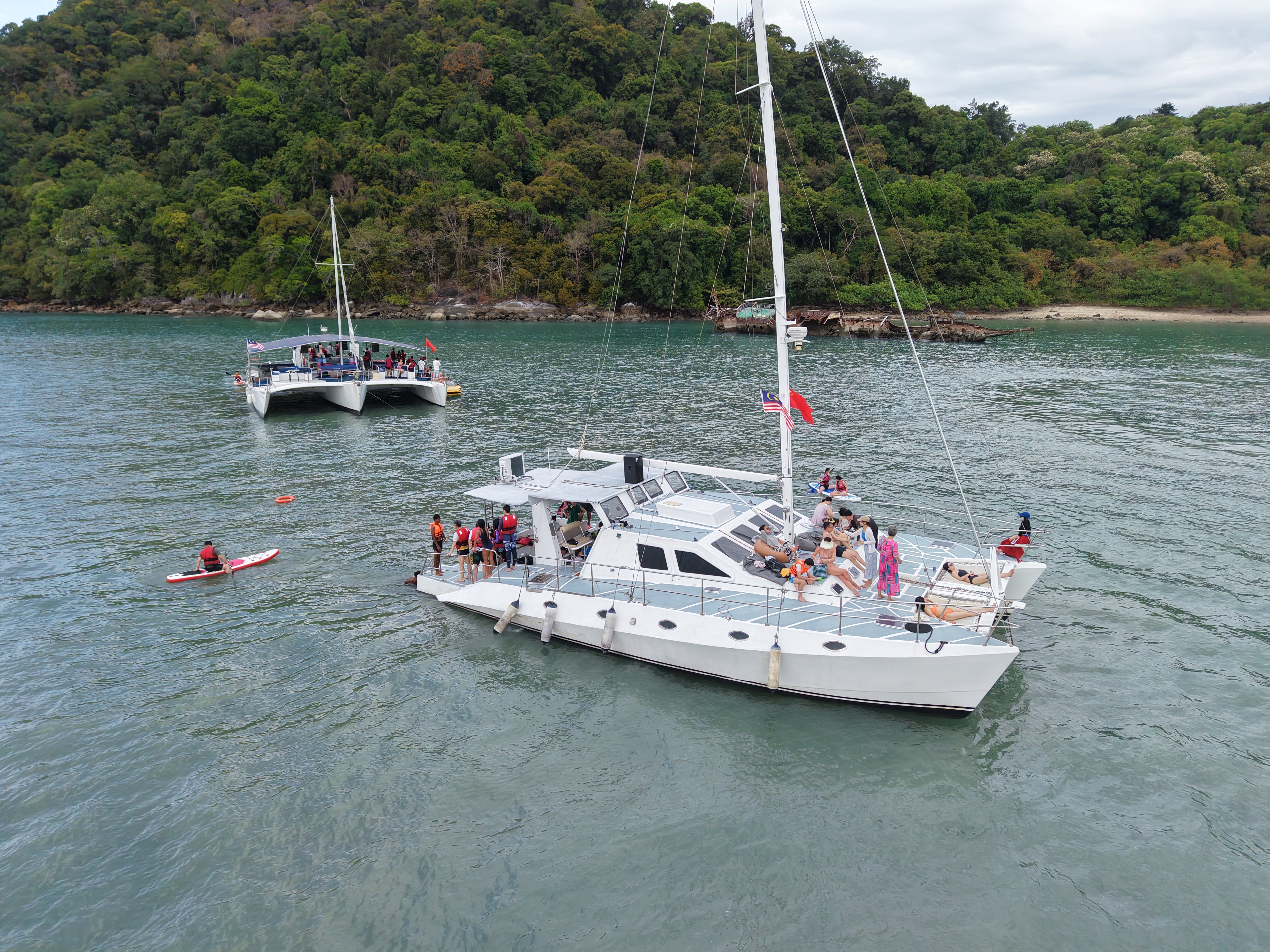 Free Soul Private Yacht Charter – Premium Luxury Cruise Experience (4 Hours)