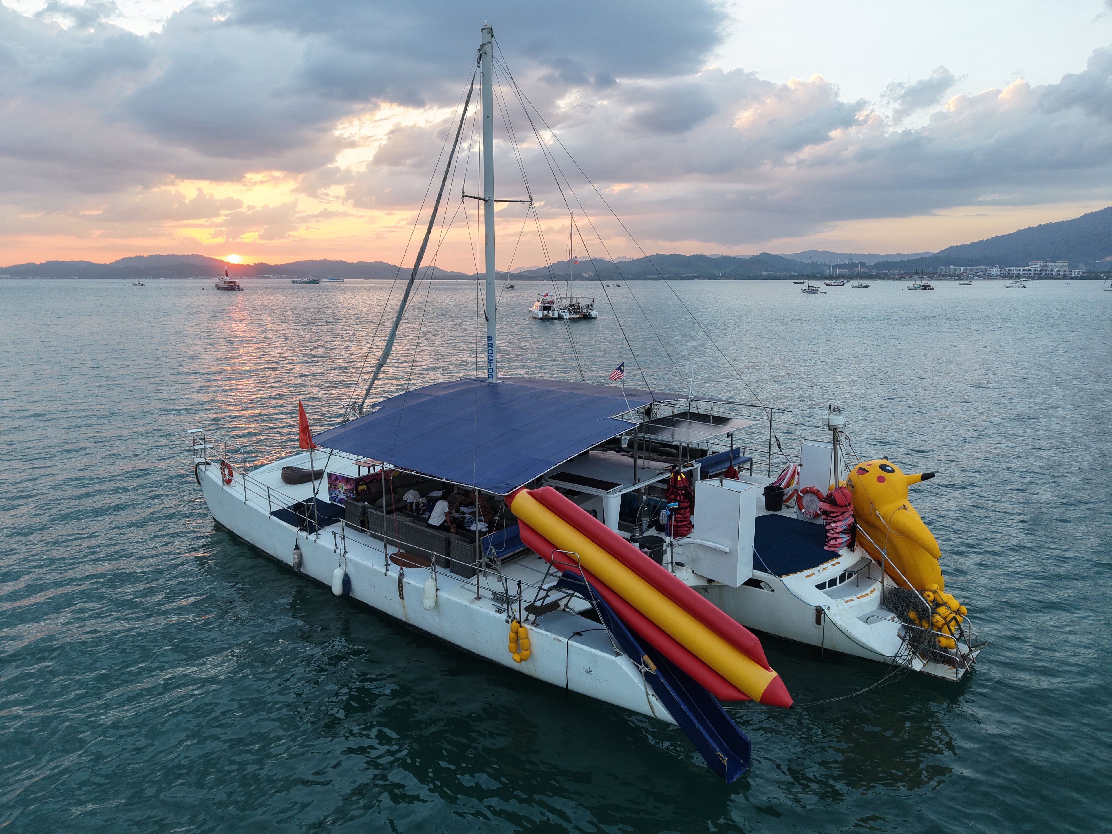 Erica Private Yacht Charter – Grand Luxury Party Cruise Experience (4 Hours)