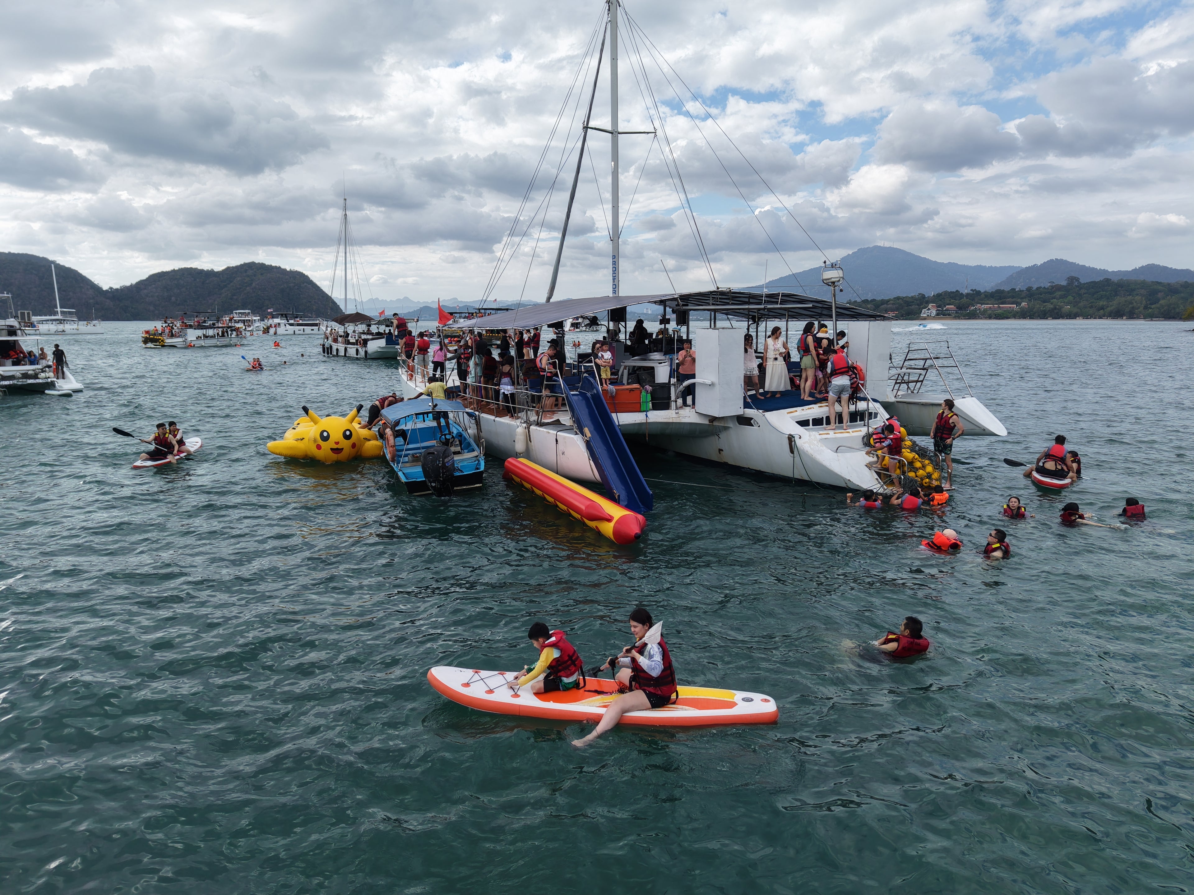 Erica Private Yacht Charter – Grand Luxury Party Cruise Experience (4 Hours)