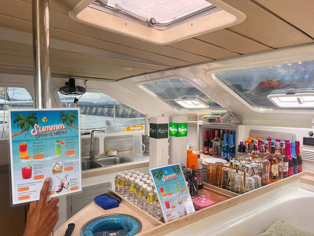 Free Soul Private Yacht Charter – Premium Luxury Cruise Experience (4 Hours)