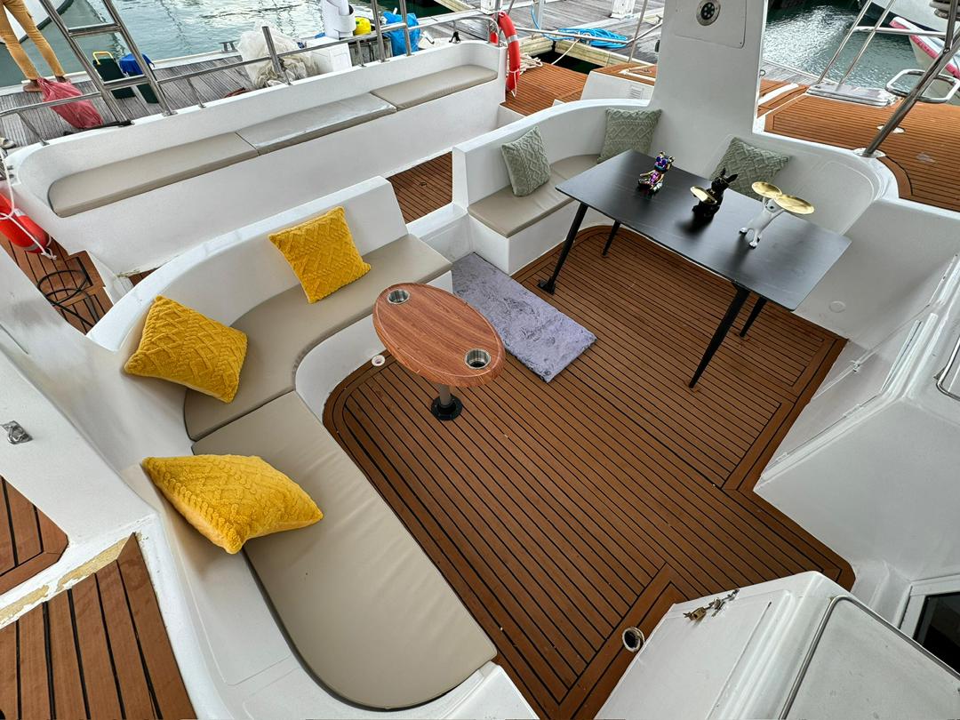 Free Soul Private Yacht Charter – Premium Luxury Cruise Experience (4 Hours)