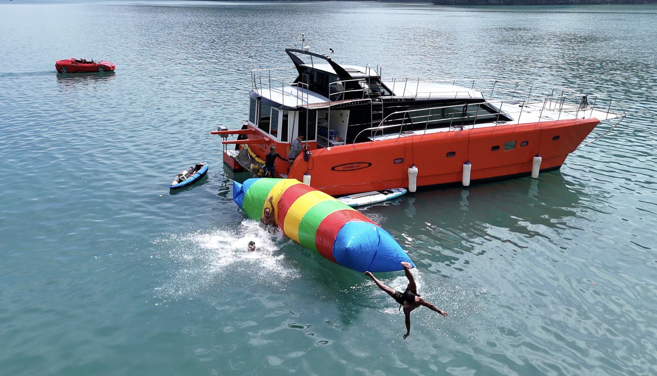 Winnie-G Sunset Cruise - Private Yacht Charter (4 Hours)